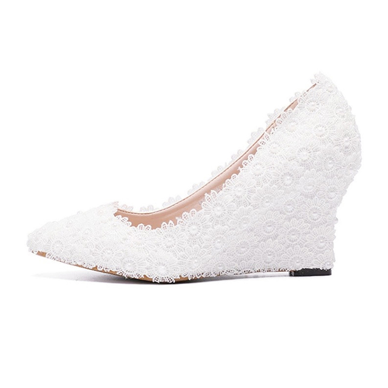 Women's 1 pair of soft skin, shallow mouth, pointed slope, and flashing lace wedding shoes, white 43
