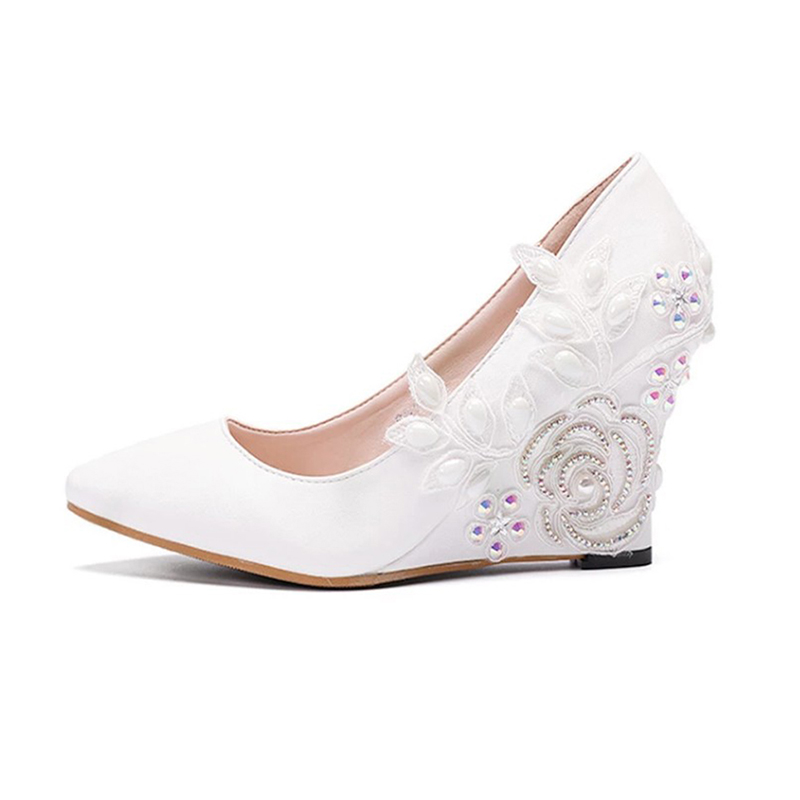 Women's 1 pair of soft skin, shallow mouth, pointed slope and crystal lace wedding shoes, white 43