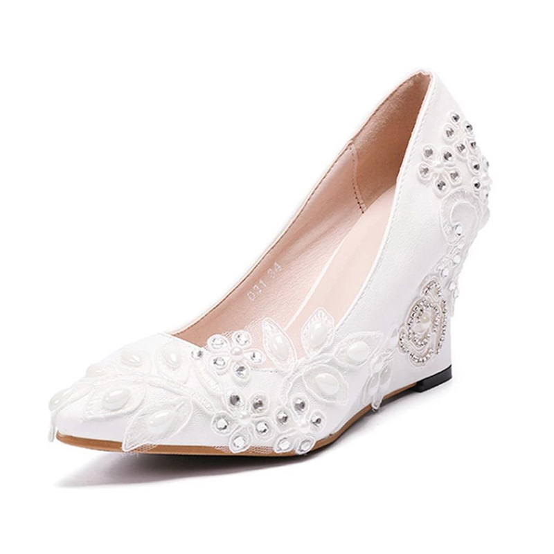 Women's 1 pair of soft skin, shallow mouth, pointed slope, and flashing lace wedding shoes, white 43
