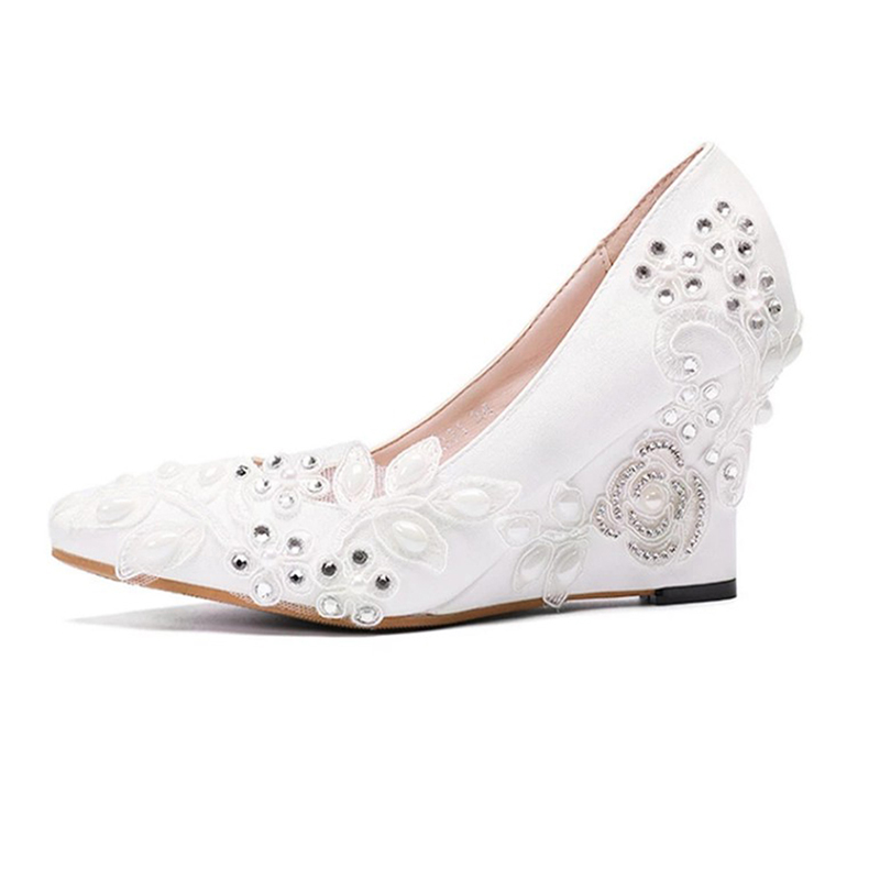 Women's 1 pair of soft skin, shallow mouth, pointed slope, and flashing lace wedding shoes, white 43