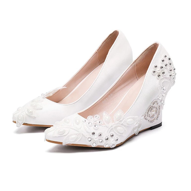 Women's 1 pair of soft skin, shallow mouth, pointed slope, and flashing lace wedding shoes, white 43