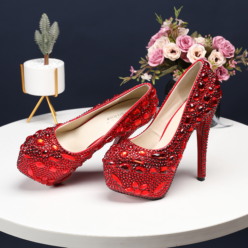 Women&apos;s 1 pair of soft skin shallow round mouth banquet shoes crystal wedding shoes red 43