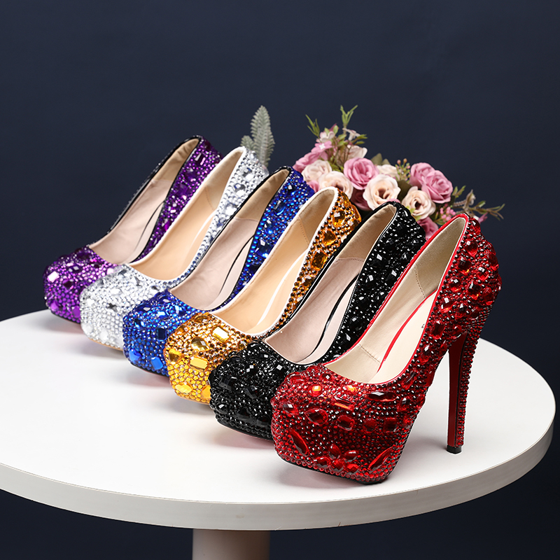 Women&apos;s 1 pair of soft skin shallow round mouth banquet shoes crystal wedding shoes red 43