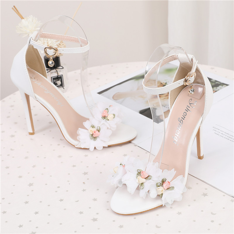 Limited time sales fashion high heel sandals white button shoes Roman shoes flowers
