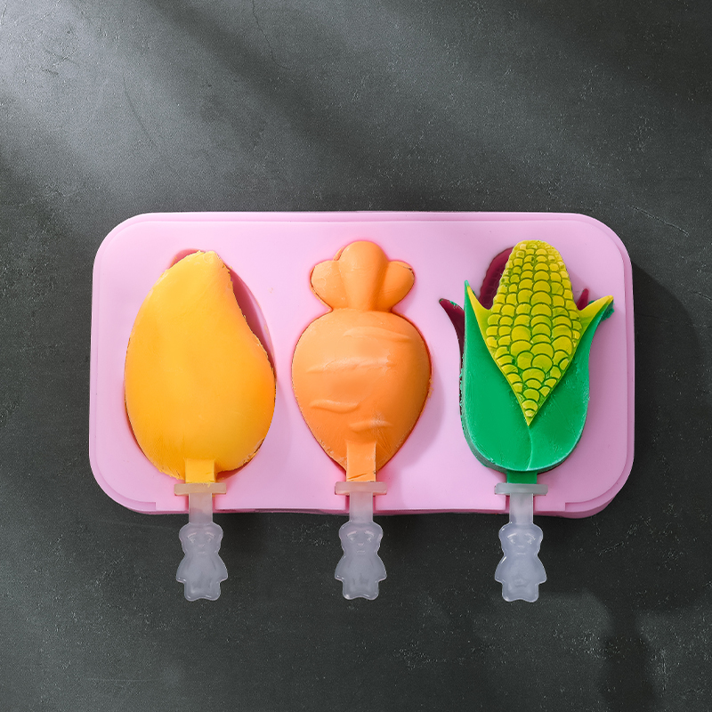 BL Food Grade Silicone Homemade Ice-cream Mold Creative DIY Cartoon With Cover Kitchen Appliances