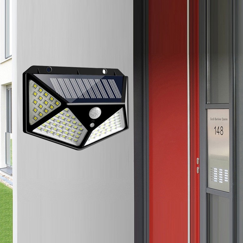 Wholesale 899  LED Solar Powered Garden Lamp