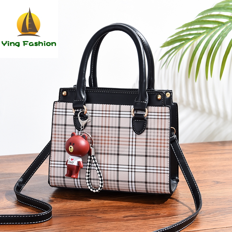 YING FASHION New Women Handbags Simple Flap Bear Ornaments Women Shoulder Bag HB8423