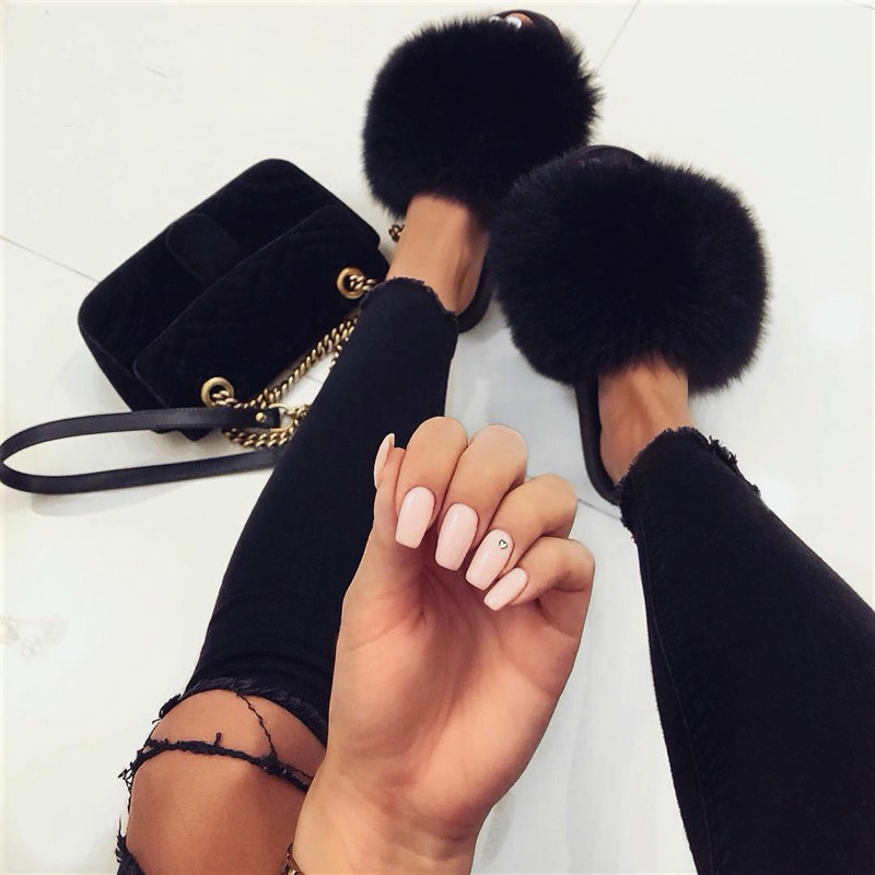 Women Fashion Faux Raccoon Fur Slides Slippers Flip Flops Casual Faux Fox Fur Sandals Plush Shoes