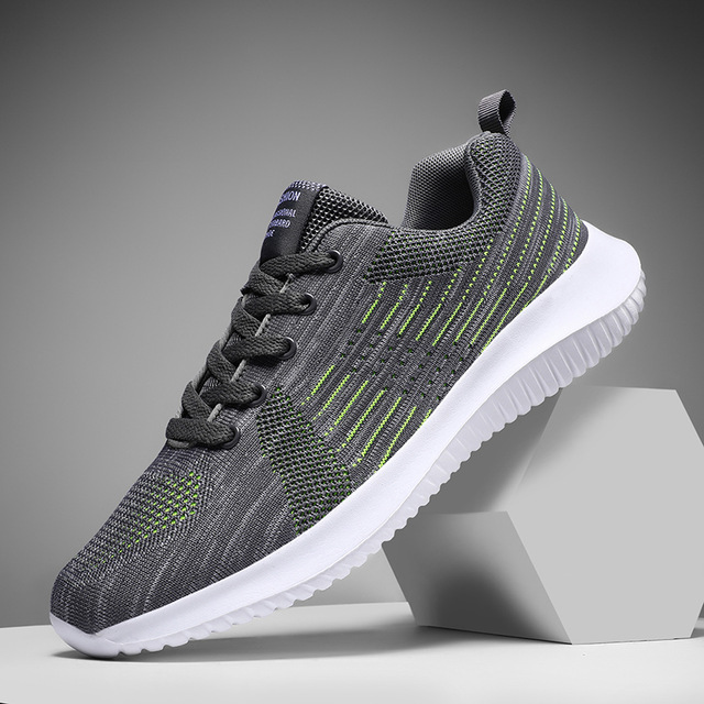 Men's Fashion Flyknit Running Sneakers Breathable Light Sport Shoes Plus Size Lace-Up Jogging Shoes