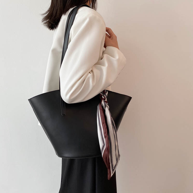 Large capacity female bag 2021 new silk scarf simple fashion  shoulder bag PU bucket 2 set bag Handbags