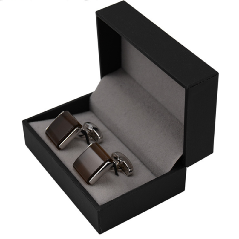 High-end atmospheric men&apos;s French cat-eye gem brown square cufflinks
