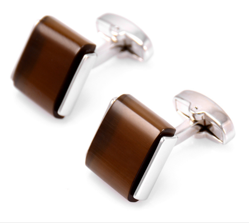 High-end atmospheric men&apos;s French cat-eye gem brown square cufflinks
