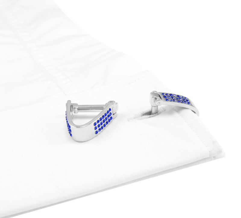 High-end men&apos;s formal wear triangle slingshot diamond shirt French cufflinks