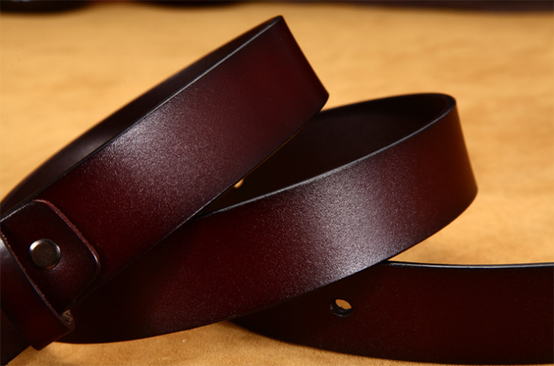 Trendy Retro Men&apos;s Leather Cowhide Belt