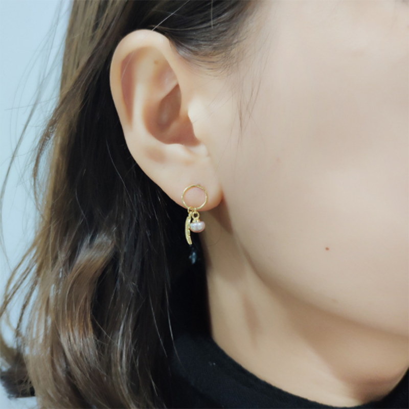 S925 Sterling Silver Gold Leaf Hanging Pearl Circle Earrings