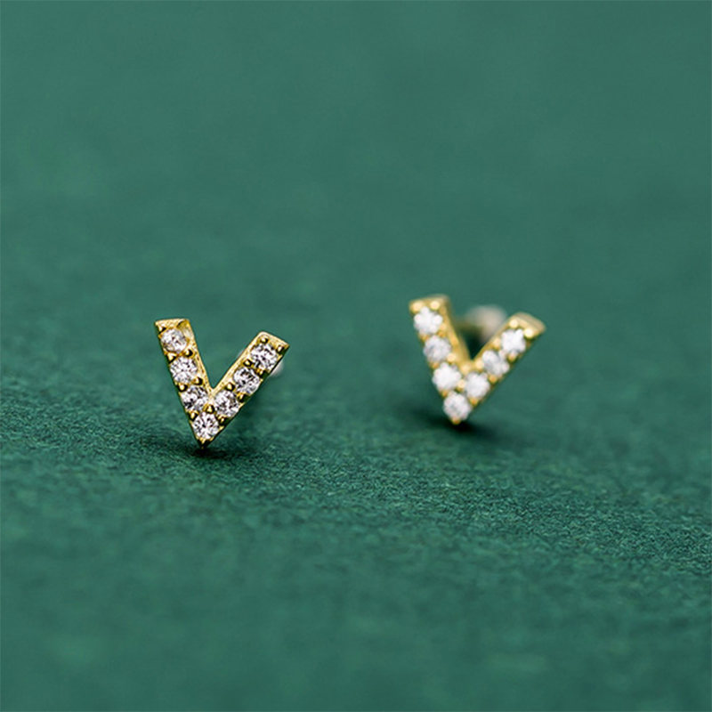 925 Sterling Silver Simple Small V-Ear Stud Earrings