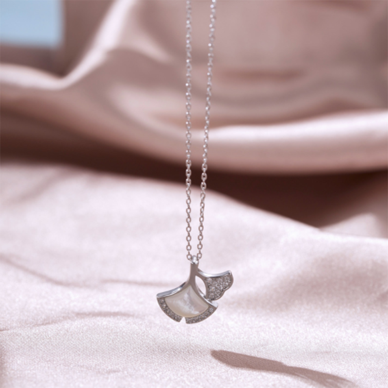 Ginkgo biloba 925 sterling silver premium French fan-shaped clavicle chain
