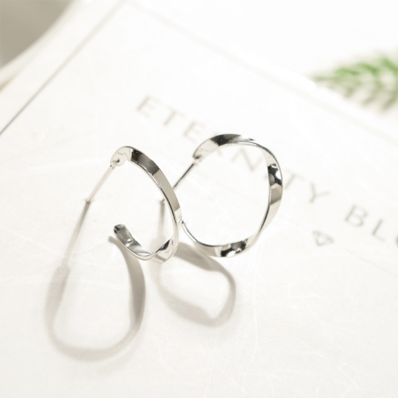 925 sterling silver wave European and American minimalist c-type stud earrings