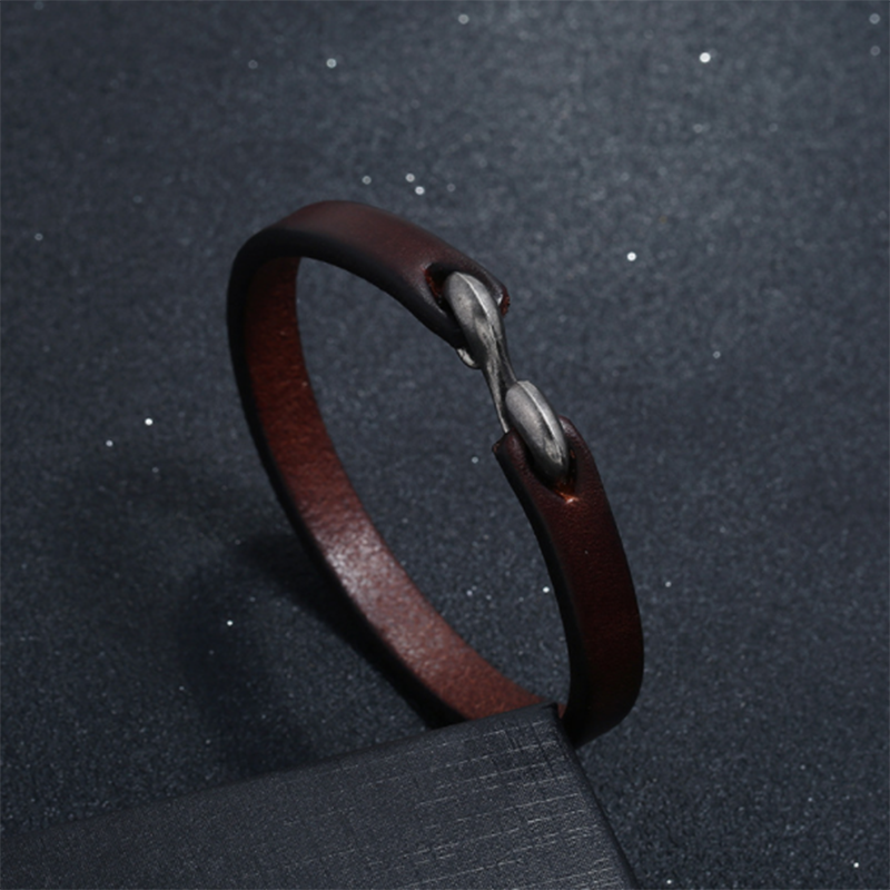Fashionable Wild Punk Rock Leather Bracelet (Men&apos;s Other)