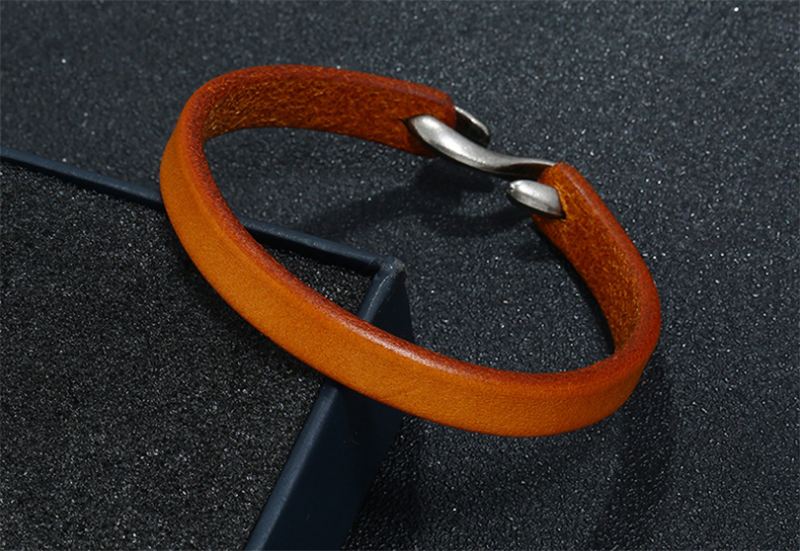 Fashionable Wild Punk Rock Leather Bracelet (Men&apos;s Other)