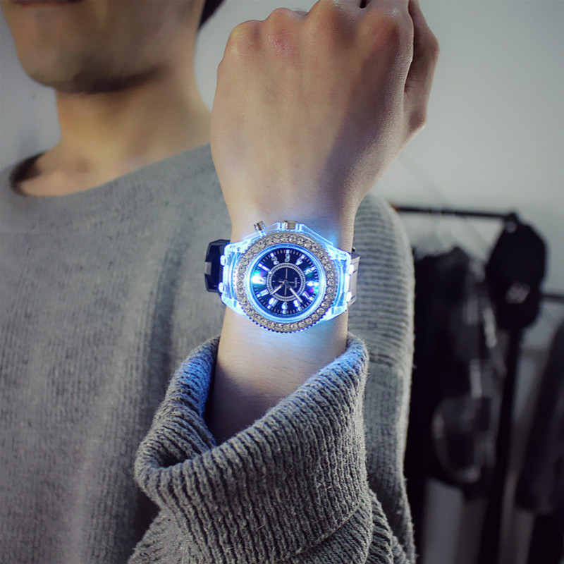 2 Pcs/set Luminous Led Couple Watches For Male And Female Student Quartz Flashlights Watchs Glow In The Dark Watches