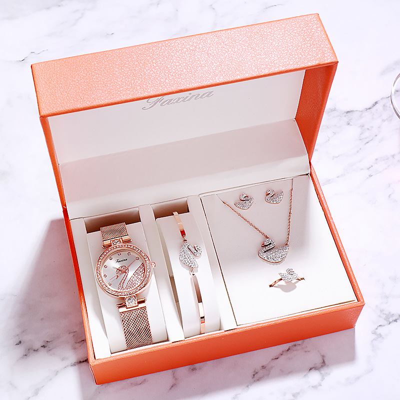 5PSC / SET Fashion Wild Swan Lady Bracelet Simple Watch Earring Necklace Rings for Women