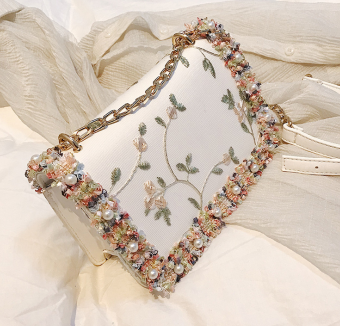 2020 New Elegant Women Handbags Leather Shoulder Bag Ladies Cross body Embroider Bag