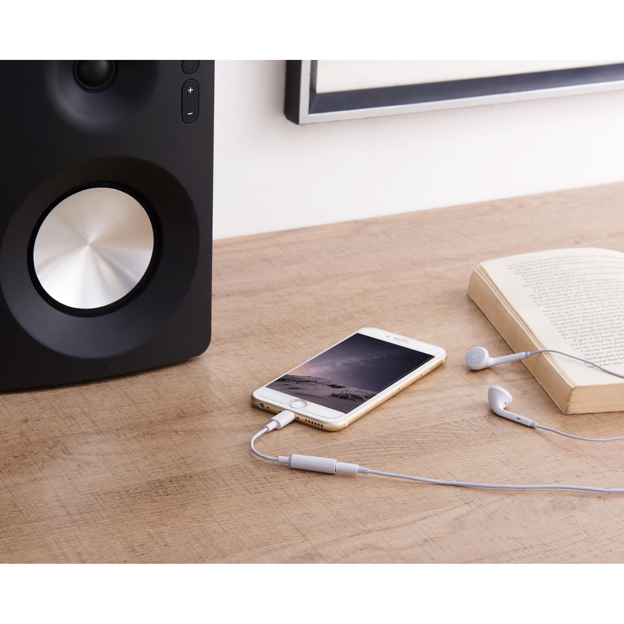Lightning to headphone jack 3.5mm for Iphone