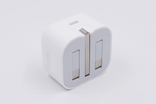APPLE USB-C 20W Power FAST CHARGING Adapter For IPhone 11 12 Pro Max