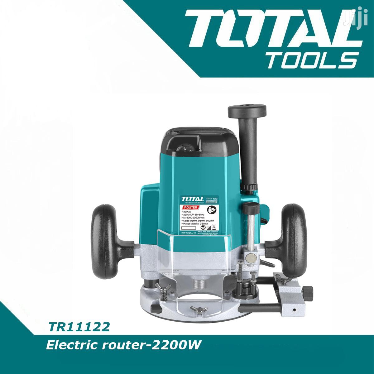 Total TR111226 Plunge Router (2200W)
