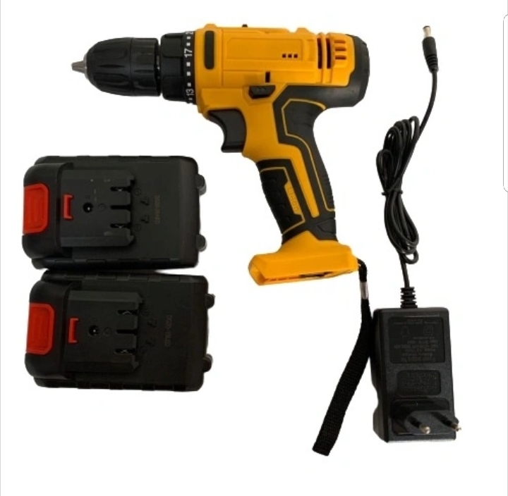 DEWALT 18V Cordless Drill PLUS 2 Batteries With Blow Box