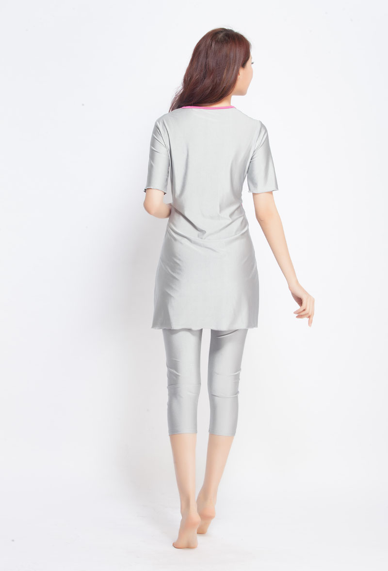 Women&apos;s Islamic Muslim swimsuit lady&apos;s a two-piece suit consists of jacket and pant woman&apos;s swimwear