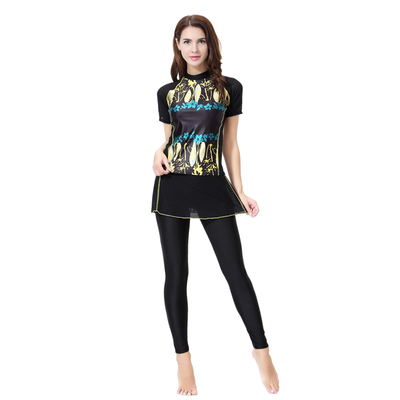 Women&apos;s Islamic Muslim swimsuit lady&apos;s a two-piece suit consists of jacket and pant woman&apos;s swimwear
