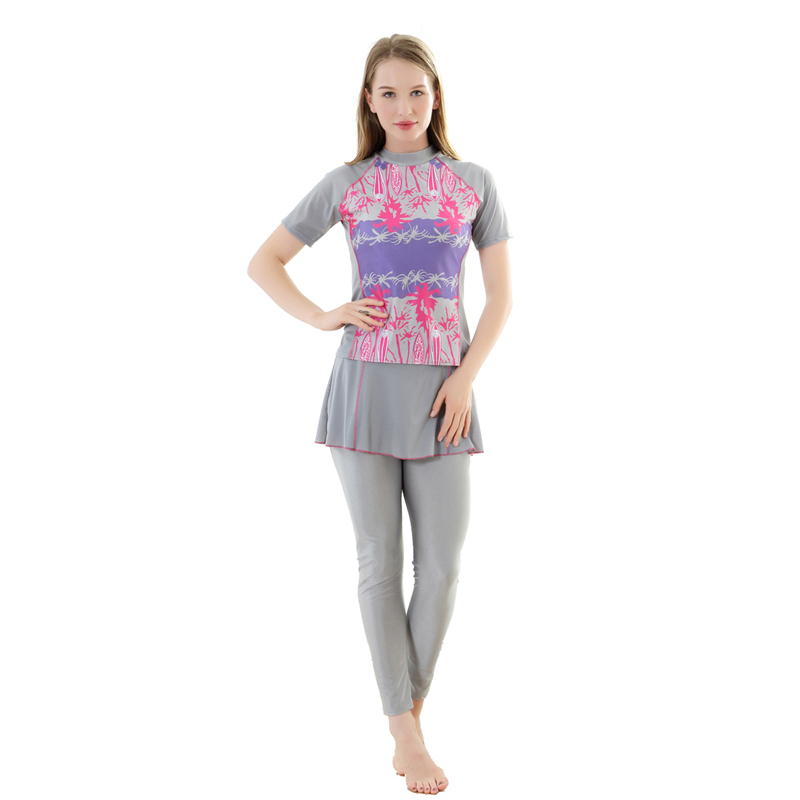 Women&apos;s Islamic Muslim swimsuit lady&apos;s a two-piece suit consists of jacket and pant woman&apos;s swimwear