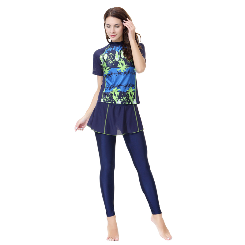 Women&apos;s Islamic Muslim swimsuit lady&apos;s a two-piece suit consists of jacket and pant woman&apos;s swimwear