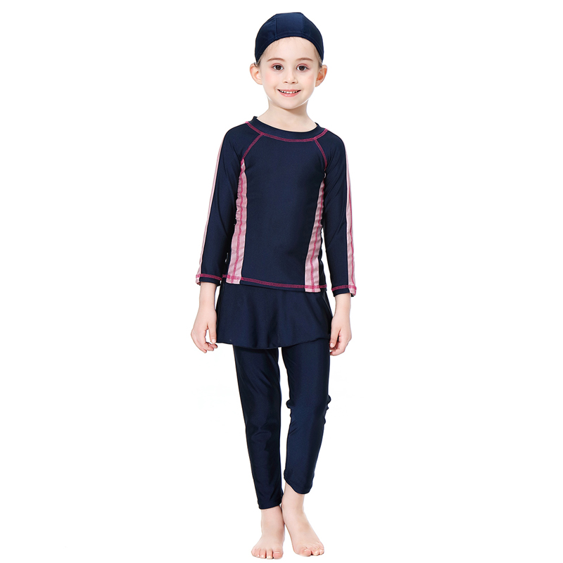 girl&apos;s Islamic clothing Muslim swimsuit child&apos;s a three-piece suit consists of cap, coat and pant