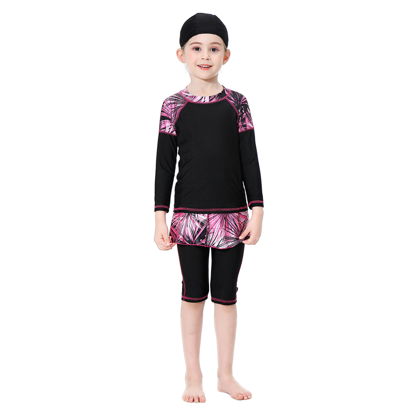girl&apos;s Islamic clothing swimsuit child&apos;s a three-piece suit consists of cap, coat and pant
