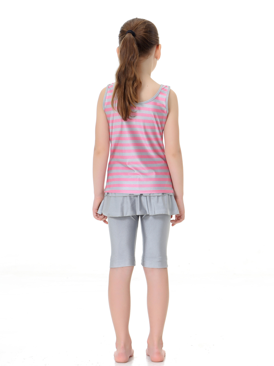 girl&apos;s Islamic clothing Muslim swimsuit child&apos;s a two-piece suit consists of jacket and pant