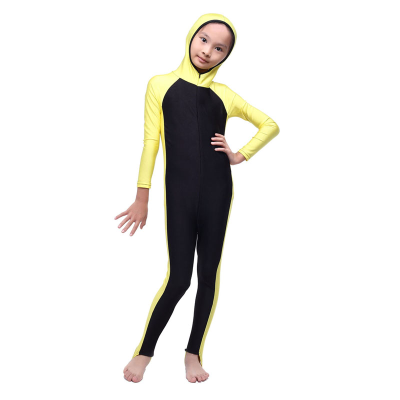 girl&apos;s Islamic Muslim conjoined swimsuit child&apos;s a one-piece suit consists of cap, jacket and pant
