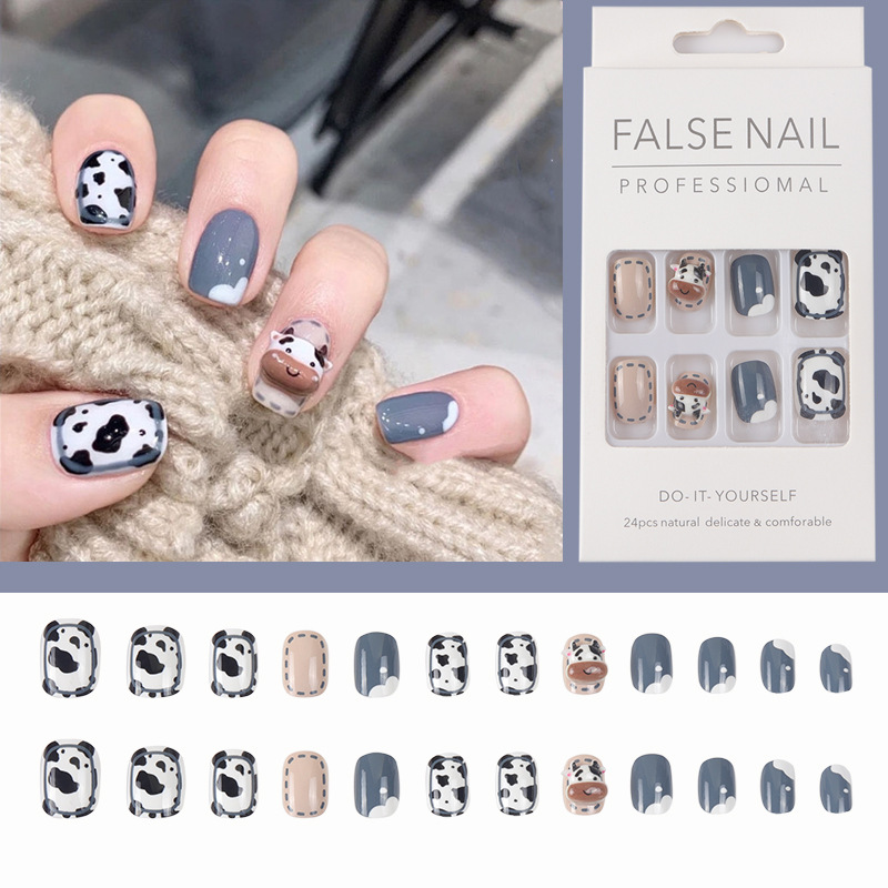 24PCS/set Fake Nails Nail Art Tips Press on False Tipsy with Glue Matte Stick Designs Clear Display Set Full Cover Artificial Detachable