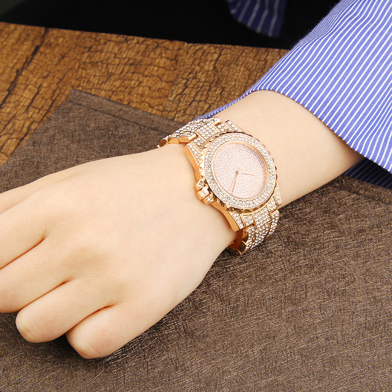 Quartz Watches Man Women Fashion Bling Casual Ladies Watche Female Gold Watchs Crystal Diamond Watch