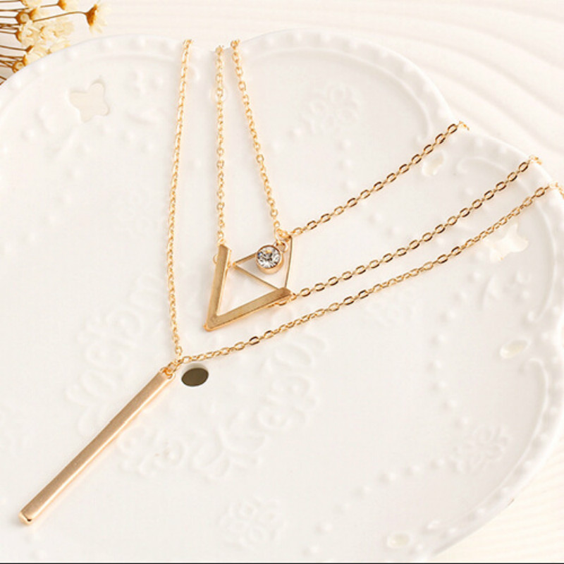Fashion necklaces for women sexy neck crystal necklaces and pendants clavicle chain jewelry gift