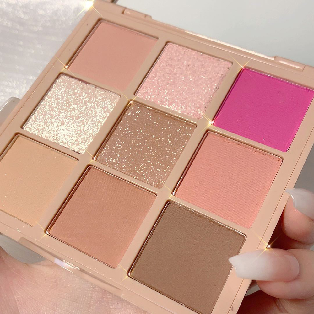 9 Colors VonGee Dog Eyeshadow Palette Animal Matte Shimmering Earth Color Eyeshadow Long-lasting Pallete Cosmetics Nude Makeup