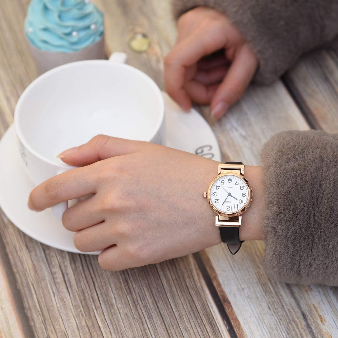 1pc Women's Classical Arabic Numerals Rose Gold Tone Analog Quartz Wrist Watch with PU Leather Strap