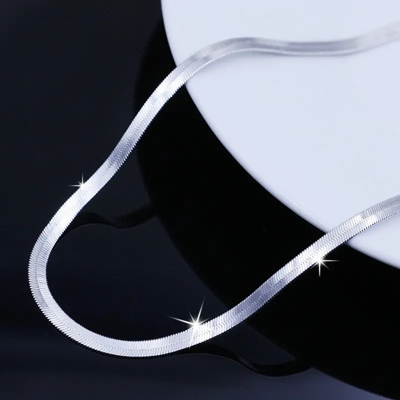 Silver plated temperament necklace for men and women fashion short clavicle flat snake bone chain