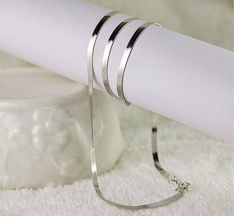 Silver plated temperament necklace for men and women fashion short clavicle flat snake bone chain