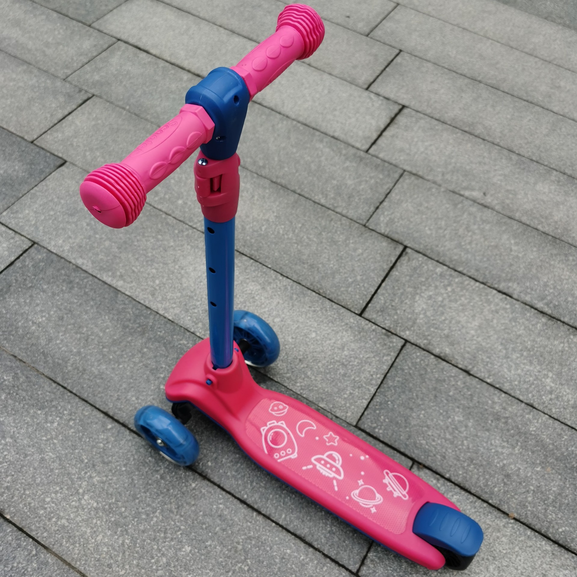 New quick release 3-10 year old children&apos;s scooter with high cost performance