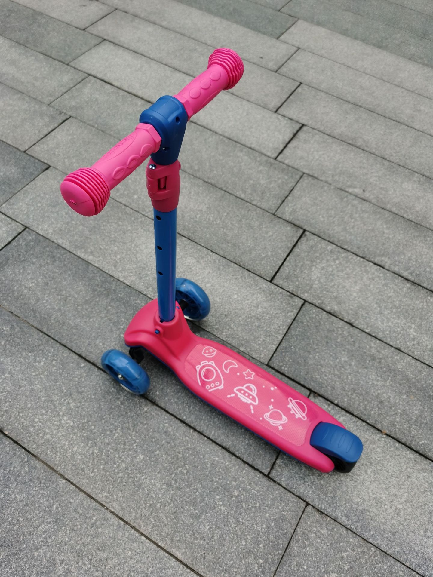New quick release 3-10 year old children&apos;s scooter with high cost performance