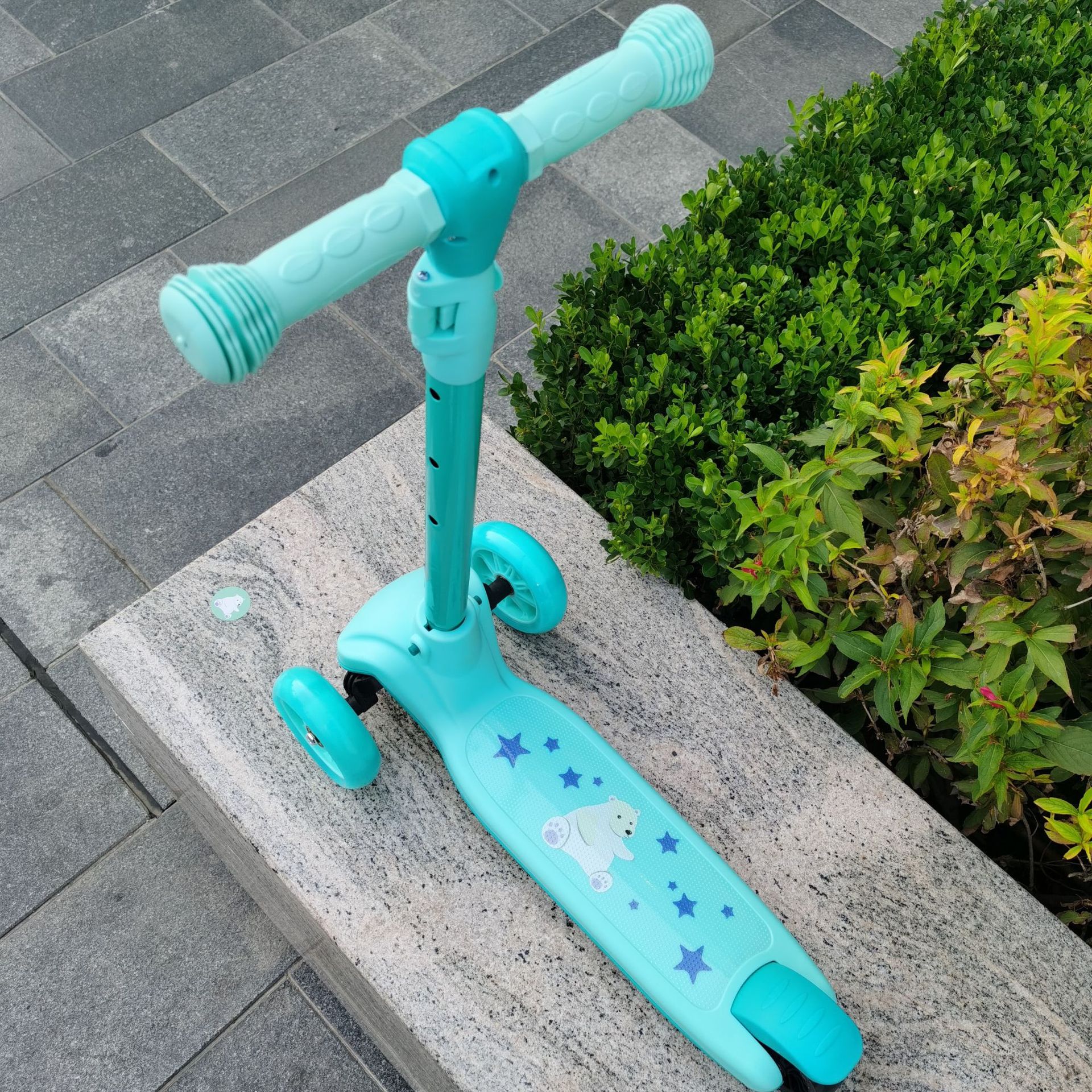 New quick release 3-10 year old children&apos;s scooter with high cost performance