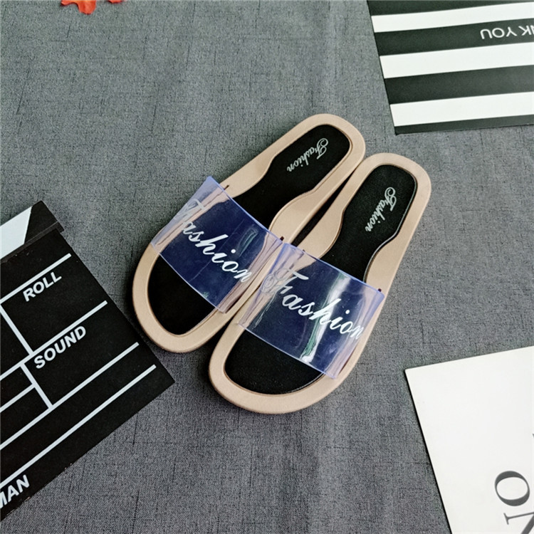Ins sandals women's new summer fashion  transparent slipper with dots in Korean flat heels